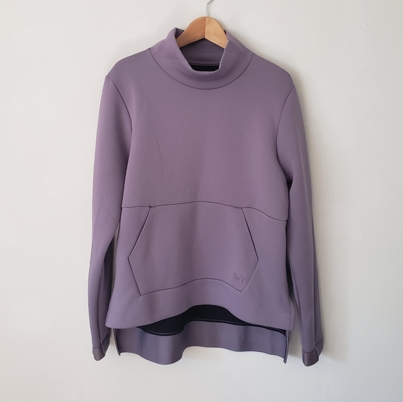 Under Armour Sweatshirts